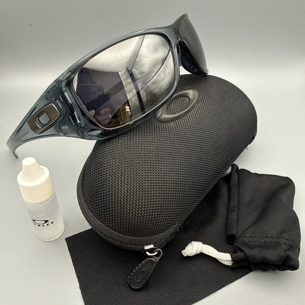 Oakley HIJINX Authentic Sunglasses Blue Translucent Discontinued+Case+Anti-Fog